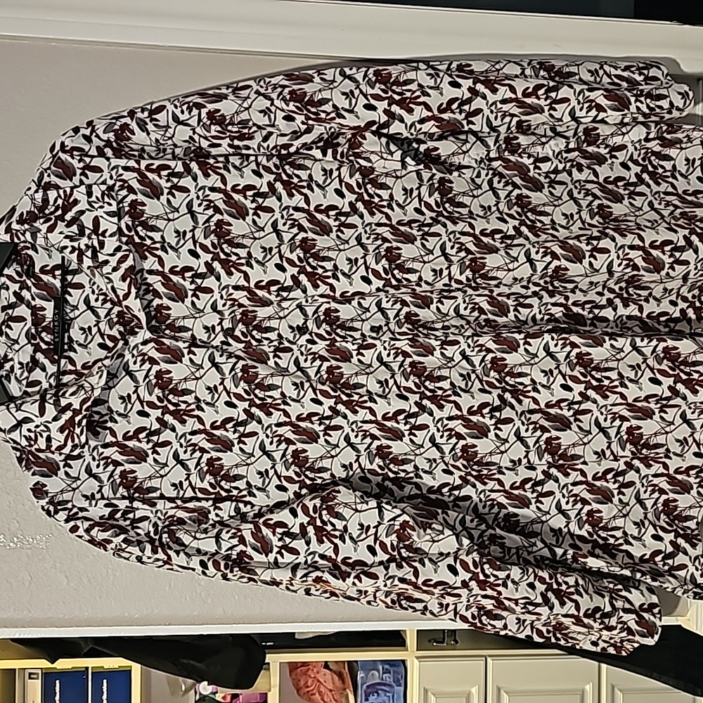 Synrgy 3XL Button-Up Shirt – Burgundy & Gray Leaf Print – White Background